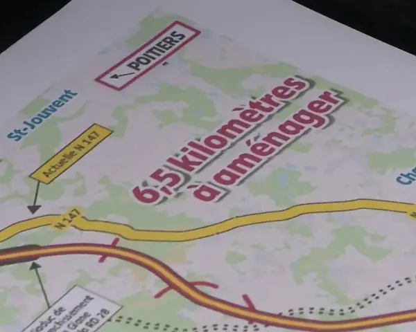 Carte indiquant la création d'une autoroute sur 6,5 km, reliant St-Jouvent à Poitiers, avec la N147 actuelle.