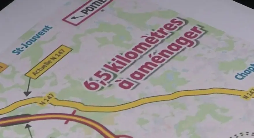 Carte indiquant la création d'une autoroute sur 6,5 km, reliant St-Jouvent à Poitiers, avec la N147 actuelle.